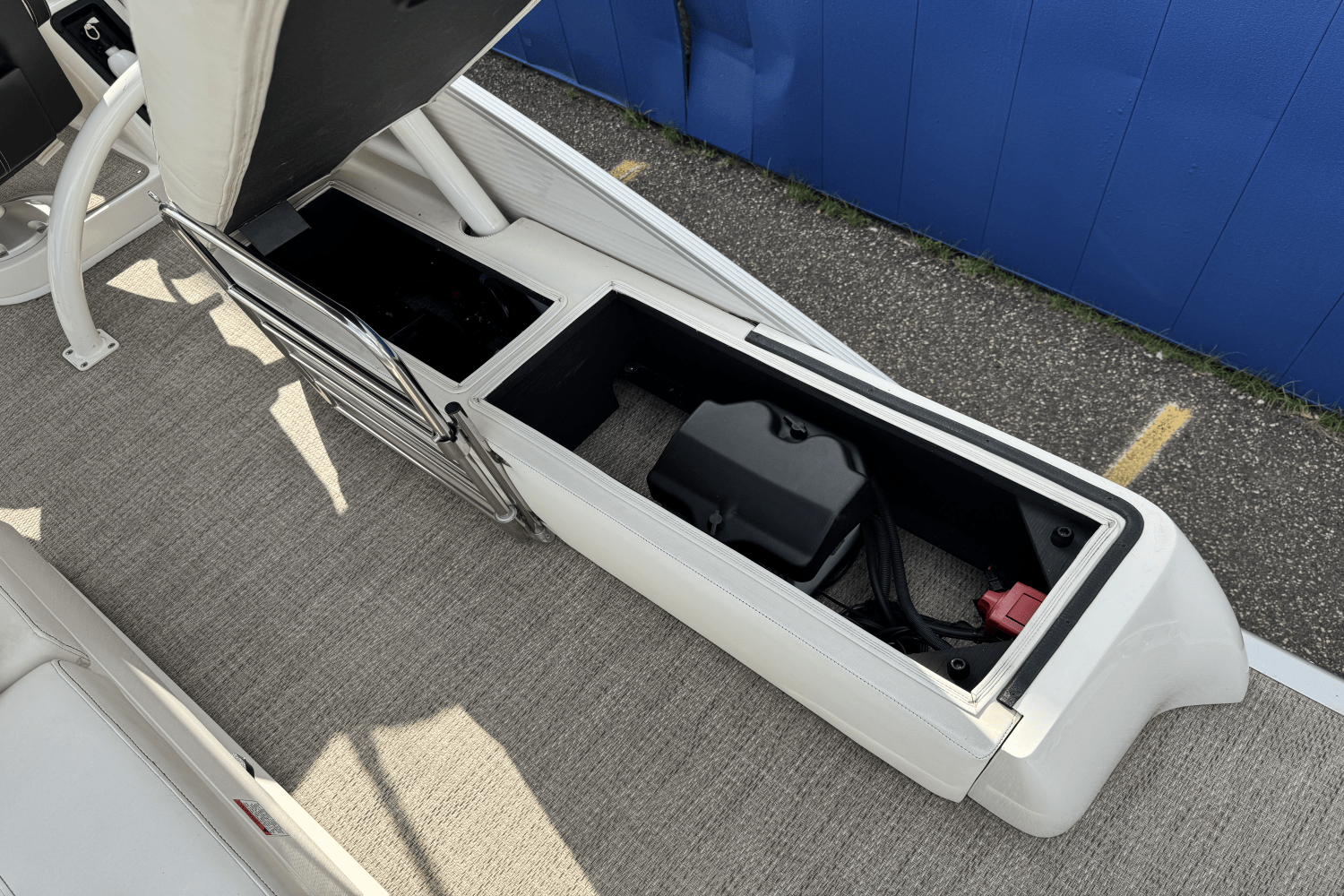 2019 Bennington 27QSBAX2-TWIN Image Thumbnail #14