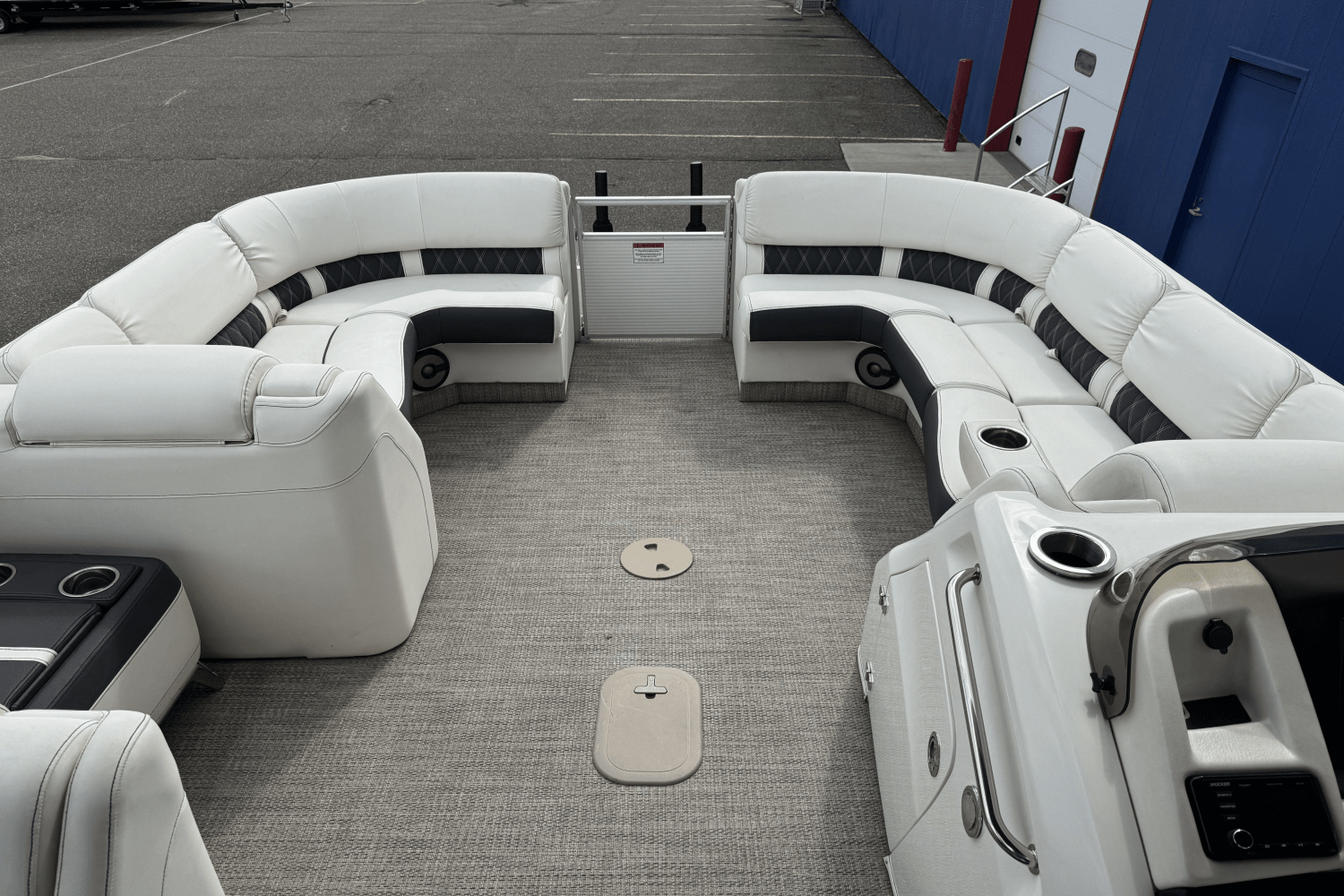 2019 Bennington 27QSBAX2-TWIN Image Thumbnail #35