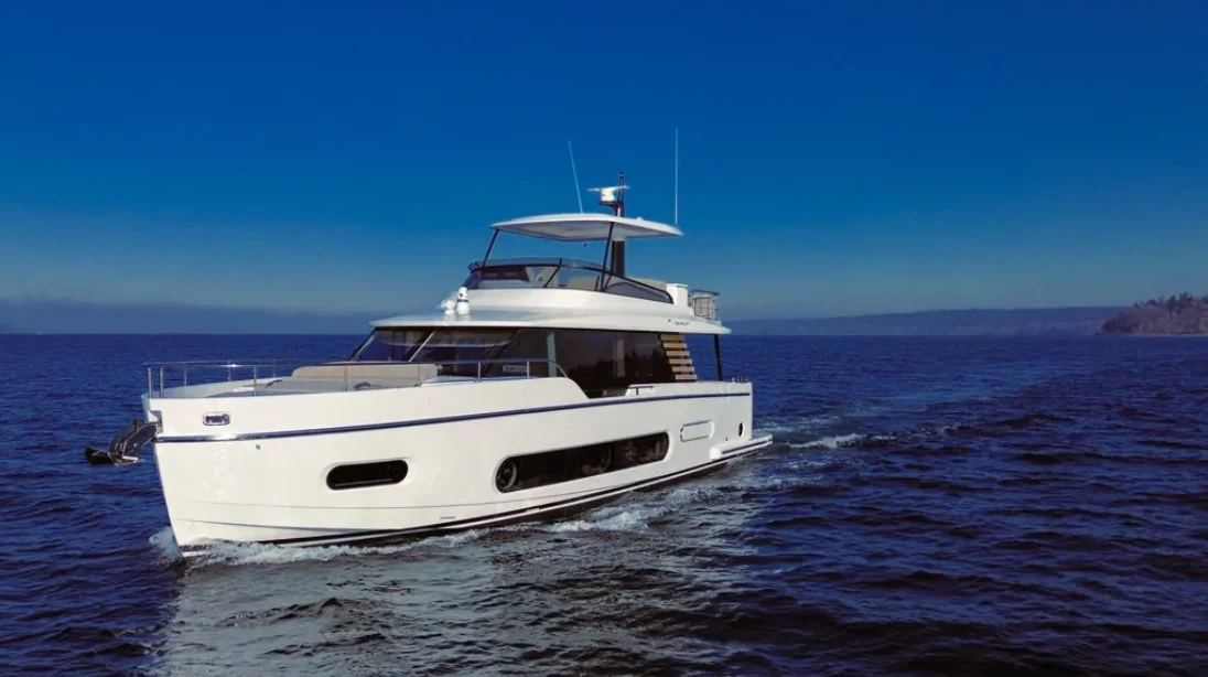 2025 Azimut Magellano 60 Image Thumbnail #0