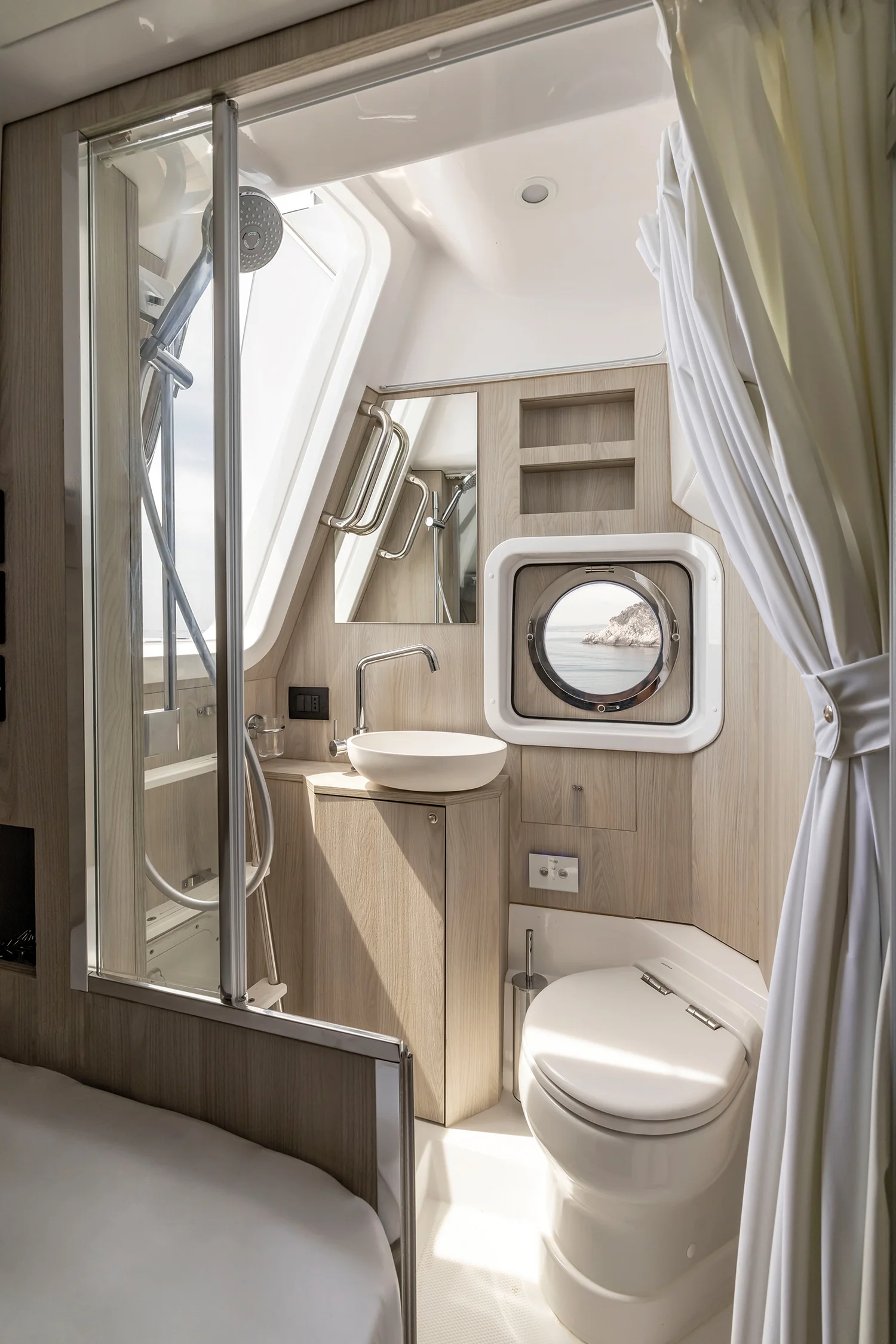 2025 Azimut Magellano 60 Image Thumbnail #41