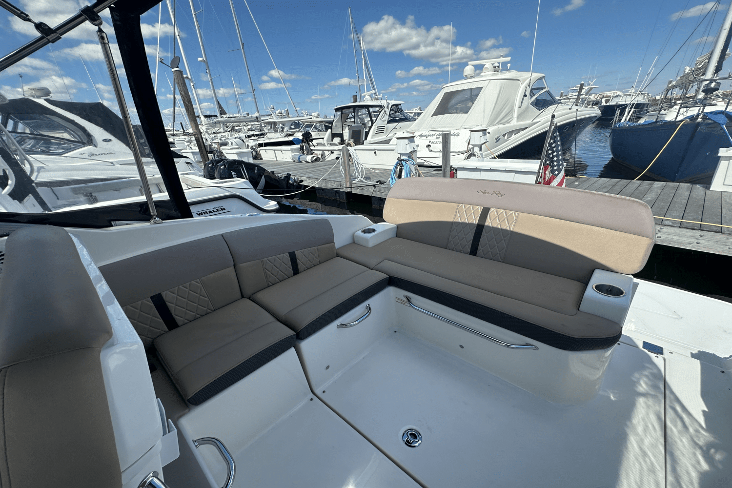 2017 Sea Ray 260 SUNDANCER Image Thumbnail #9