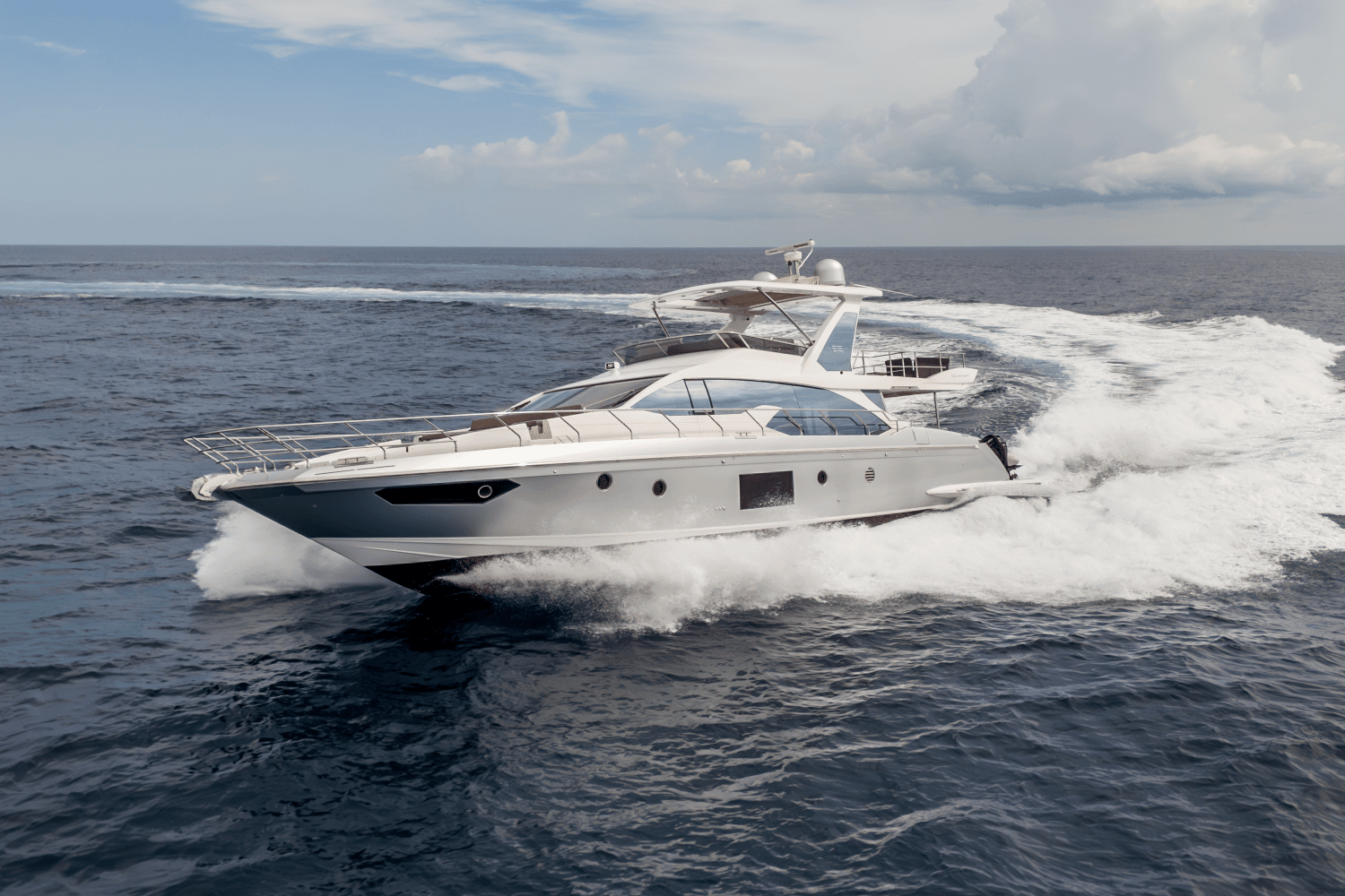 2019 Azimut
                                                             66 FLY Image Thumbnail #11