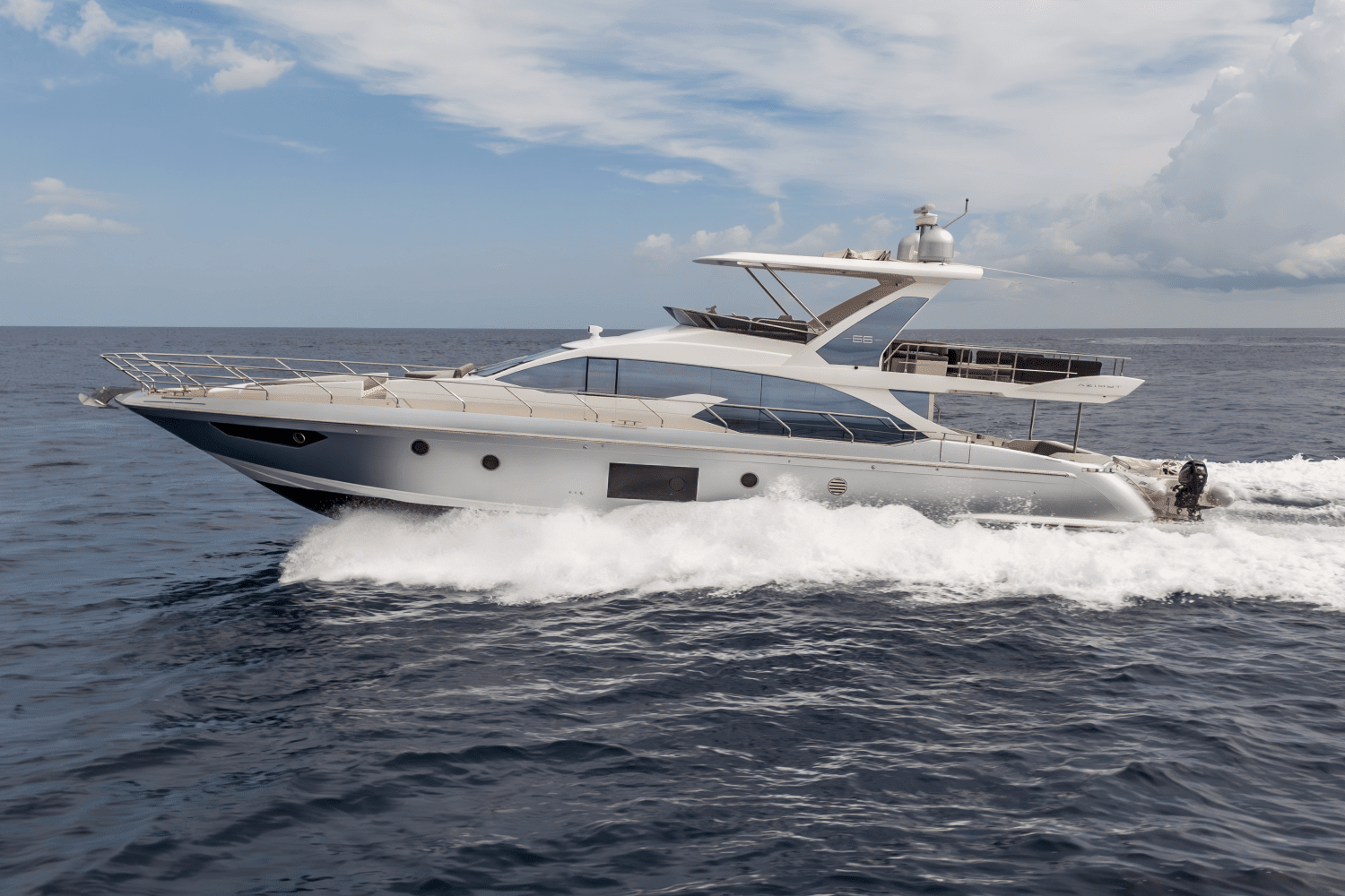 2019 Azimut
                                                             66 FLY Image Thumbnail #12