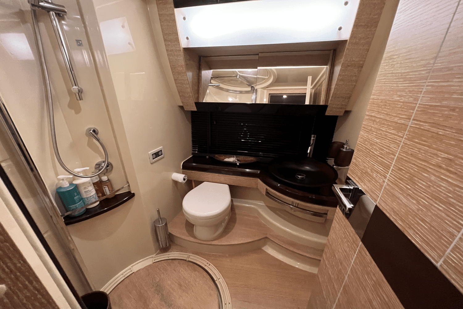 2012 Azimut 58 FLY Image Thumbnail #44