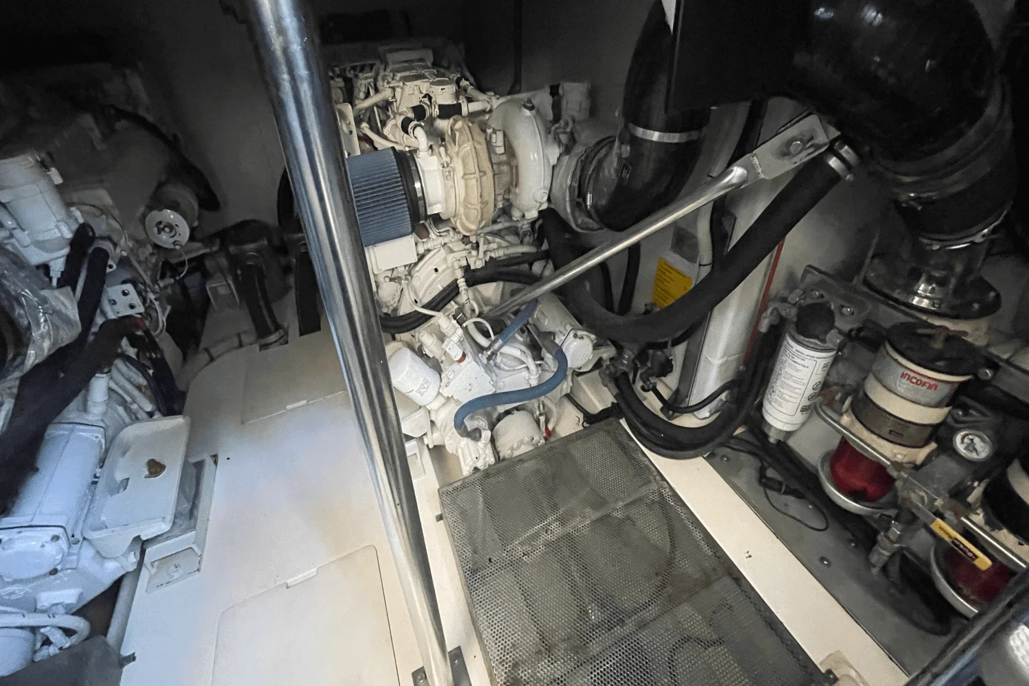 2012 Azimut 58 FLY Image Thumbnail #63