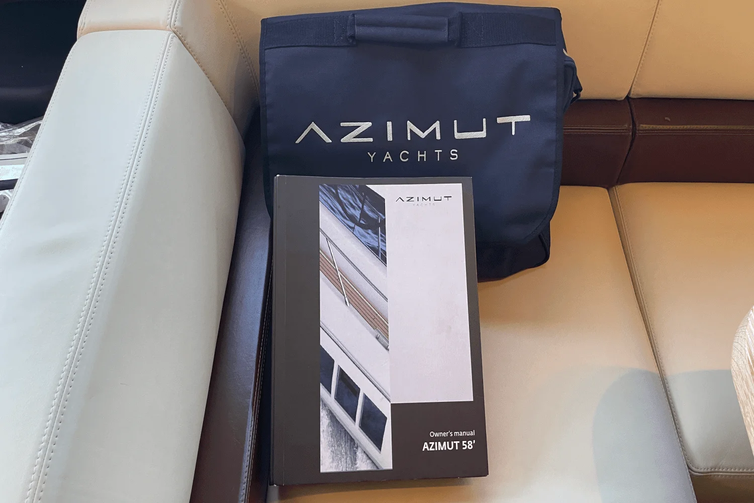 2012 Azimut 58 FLY Image Thumbnail #27