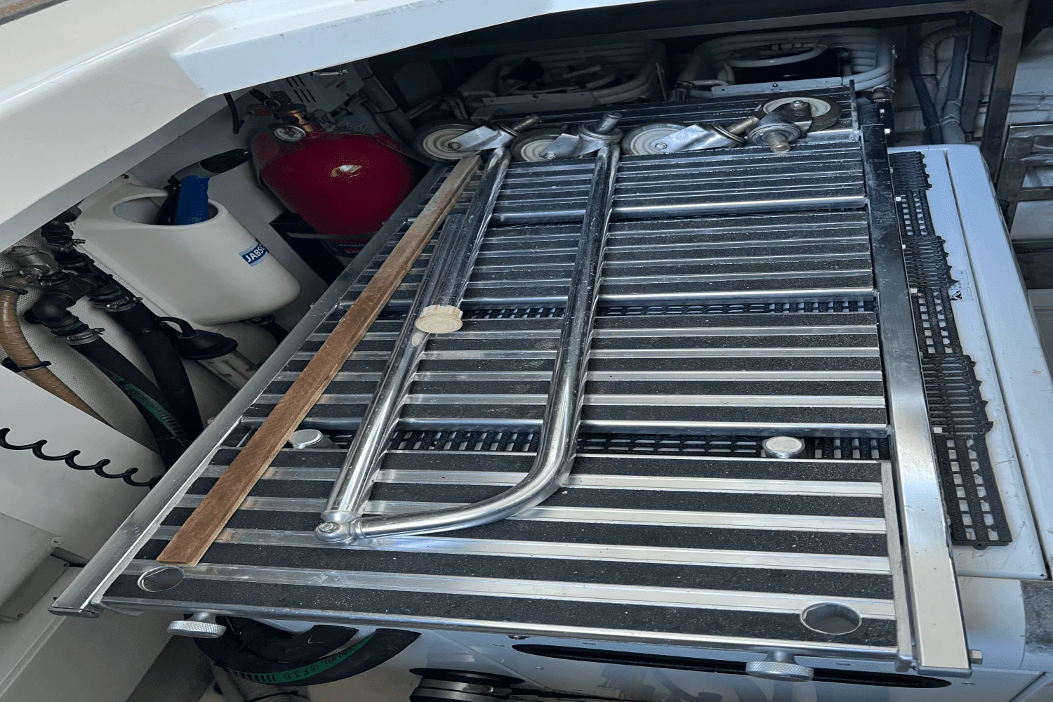 2012 Azimut 58 FLY Image Thumbnail #59