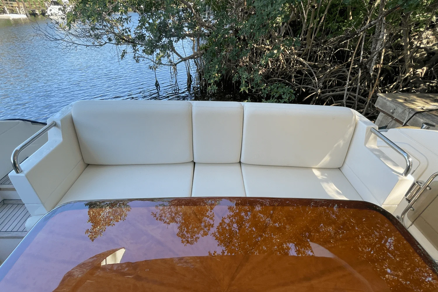 2012 Azimut 58 FLY Image Thumbnail #17