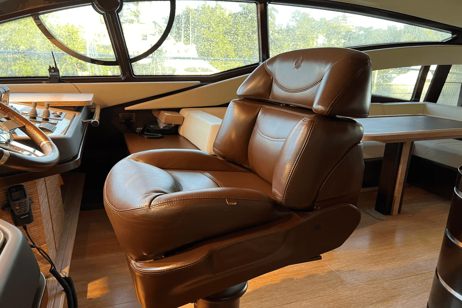 2012 Azimut 58 FLY Image Thumbnail #37