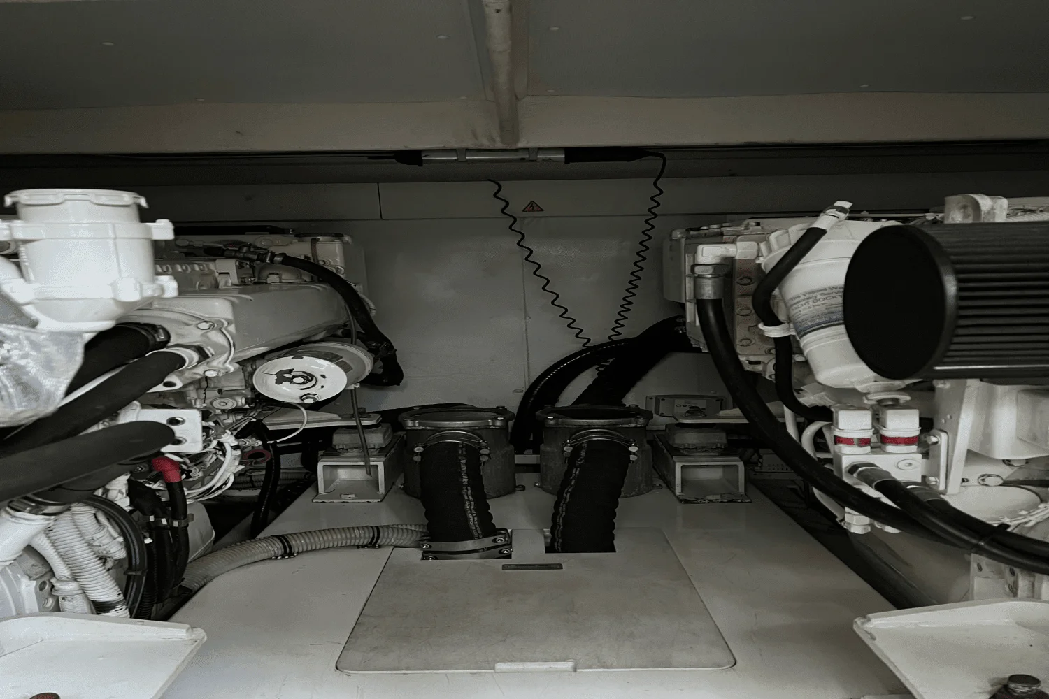 2012 Azimut 58 FLY Image Thumbnail #64