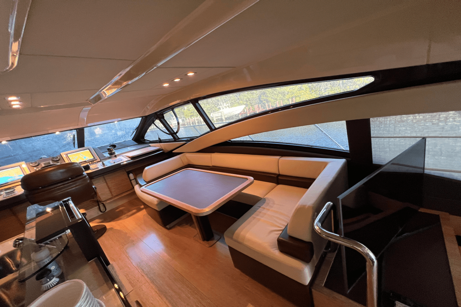 2012 Azimut 58 FLY Image Thumbnail #39