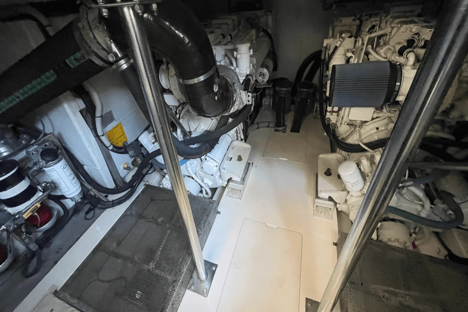 2012 Azimut 58 FLY Image Thumbnail #61