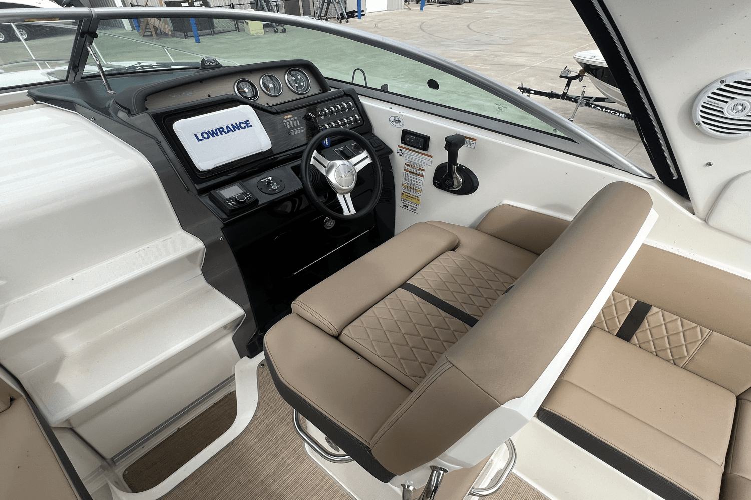 2017 Sea Ray 260 SUNDANCER Image Thumbnail #13