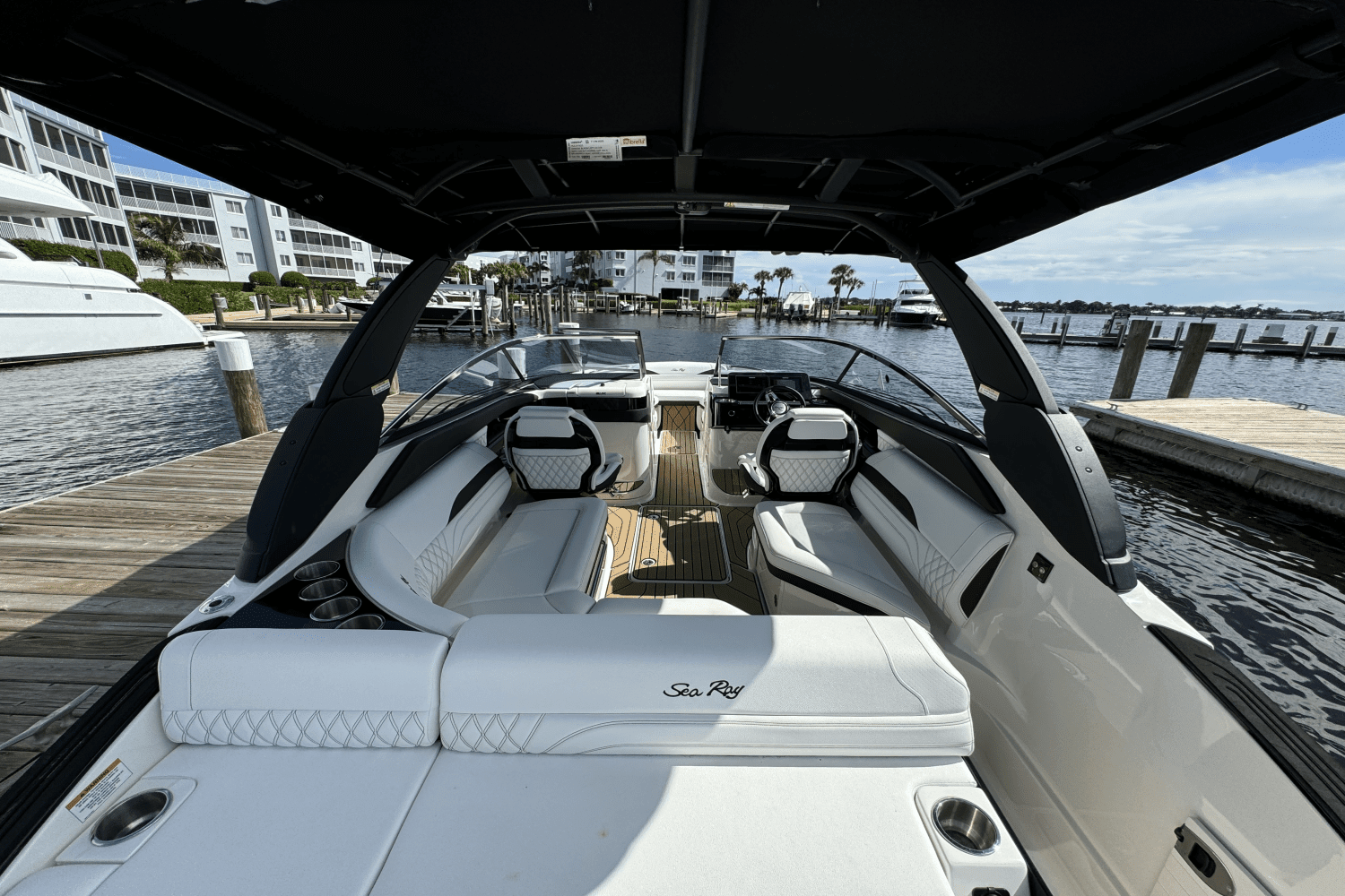 2023 Sea Ray 260 SLX OUTBOARD Image Thumbnail #25