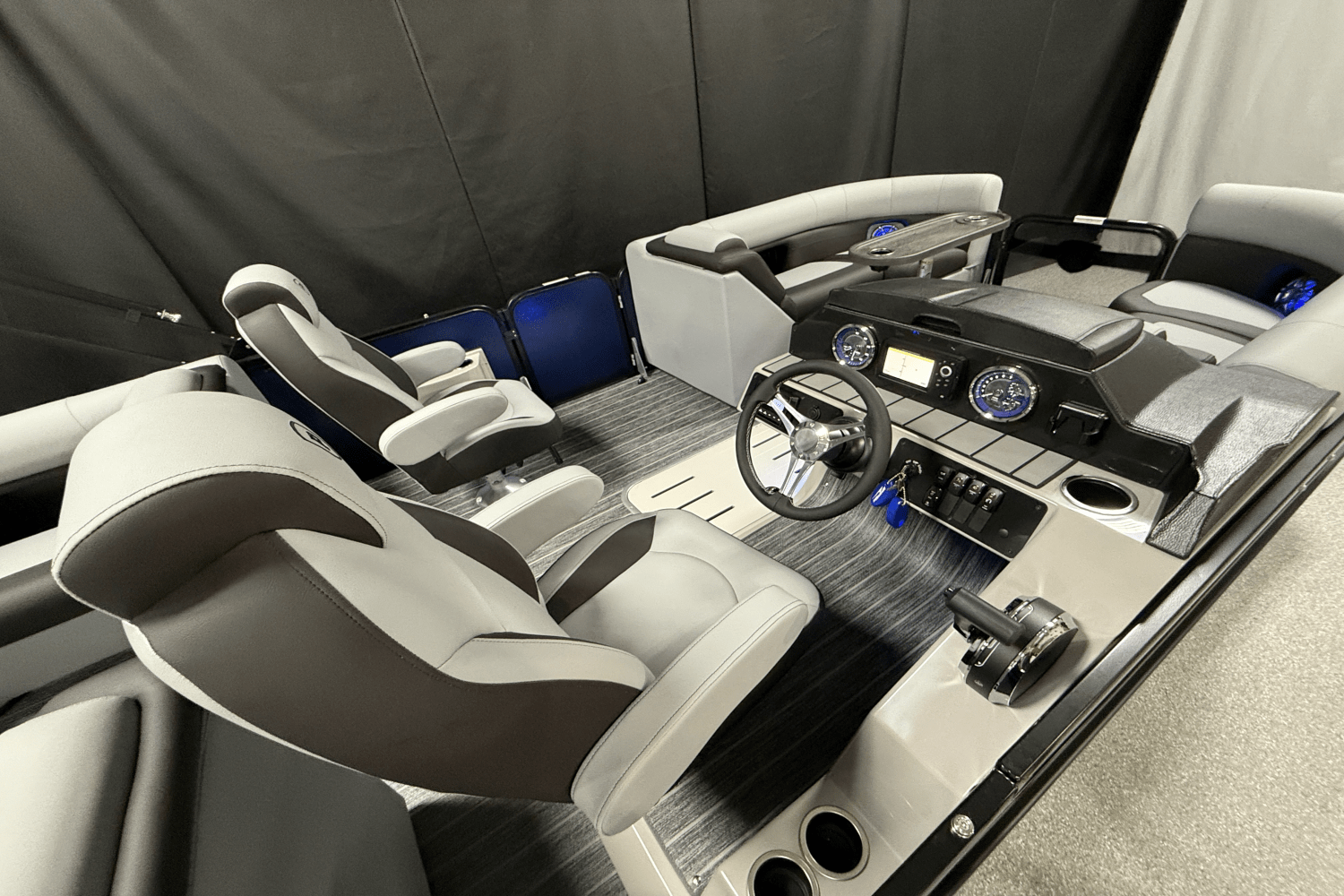 2025 Premier 210 Sunsation Image Thumbnail #9