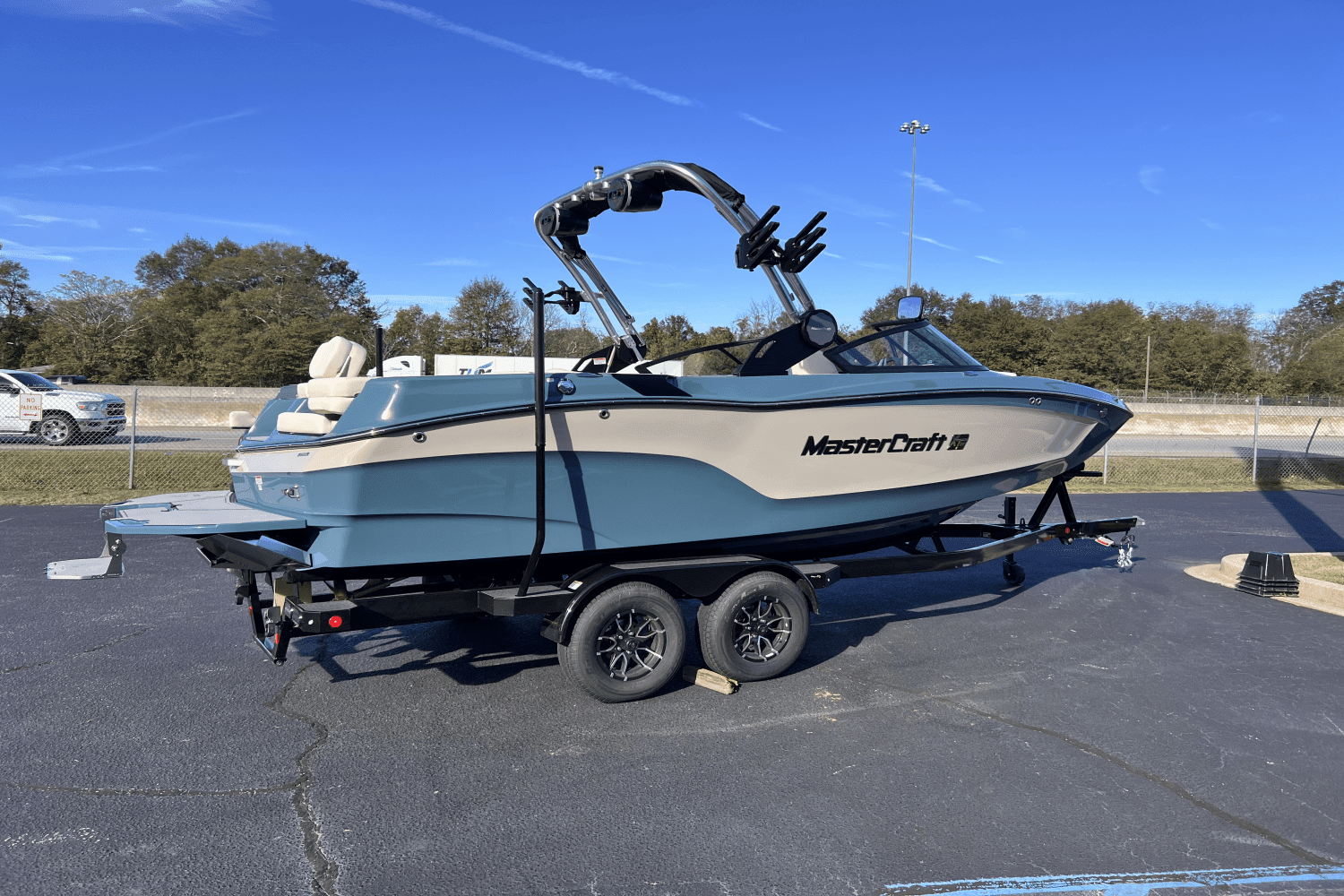 2025 Mastercraft XT22 Image Thumbnail #3