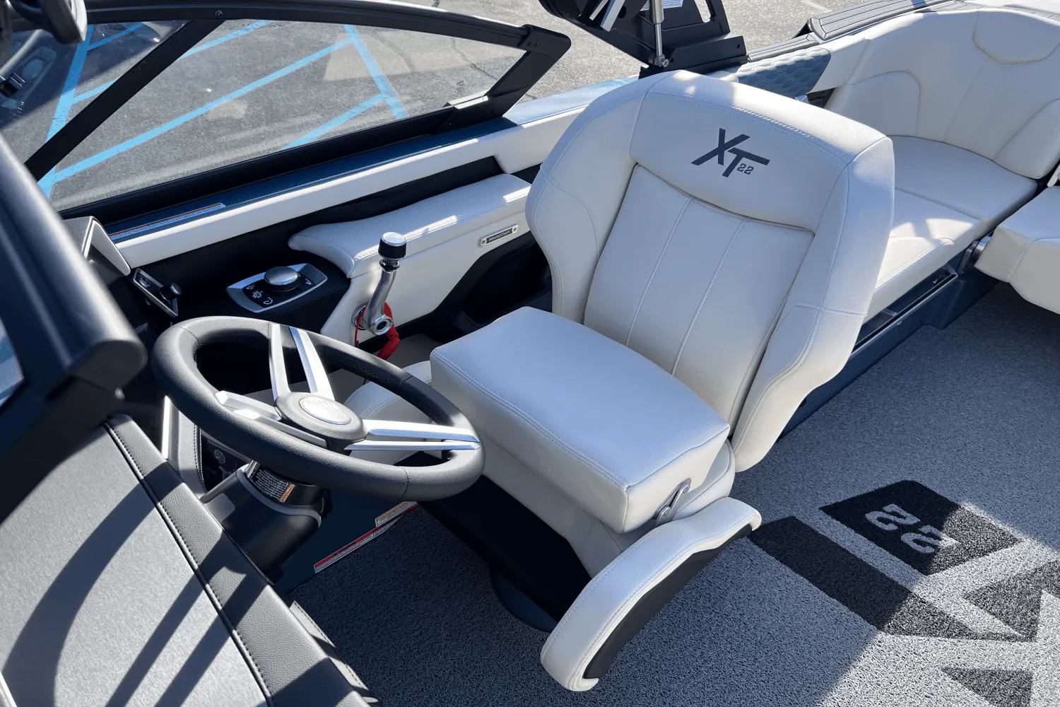 2025 Mastercraft XT22 Image Thumbnail #13