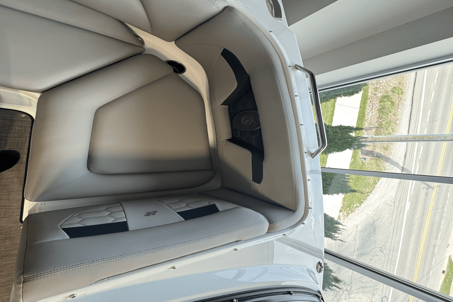 2025 Four Winns HD3 Image Thumbnail #7