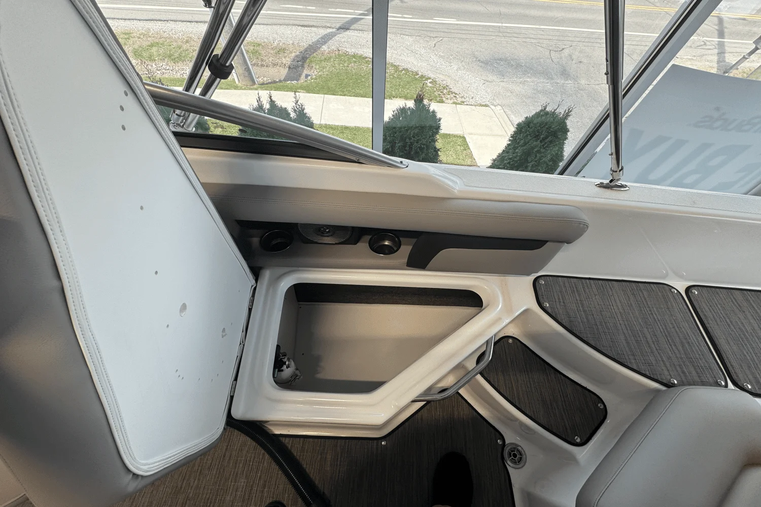 2025 Four Winns HD3 Image Thumbnail #24