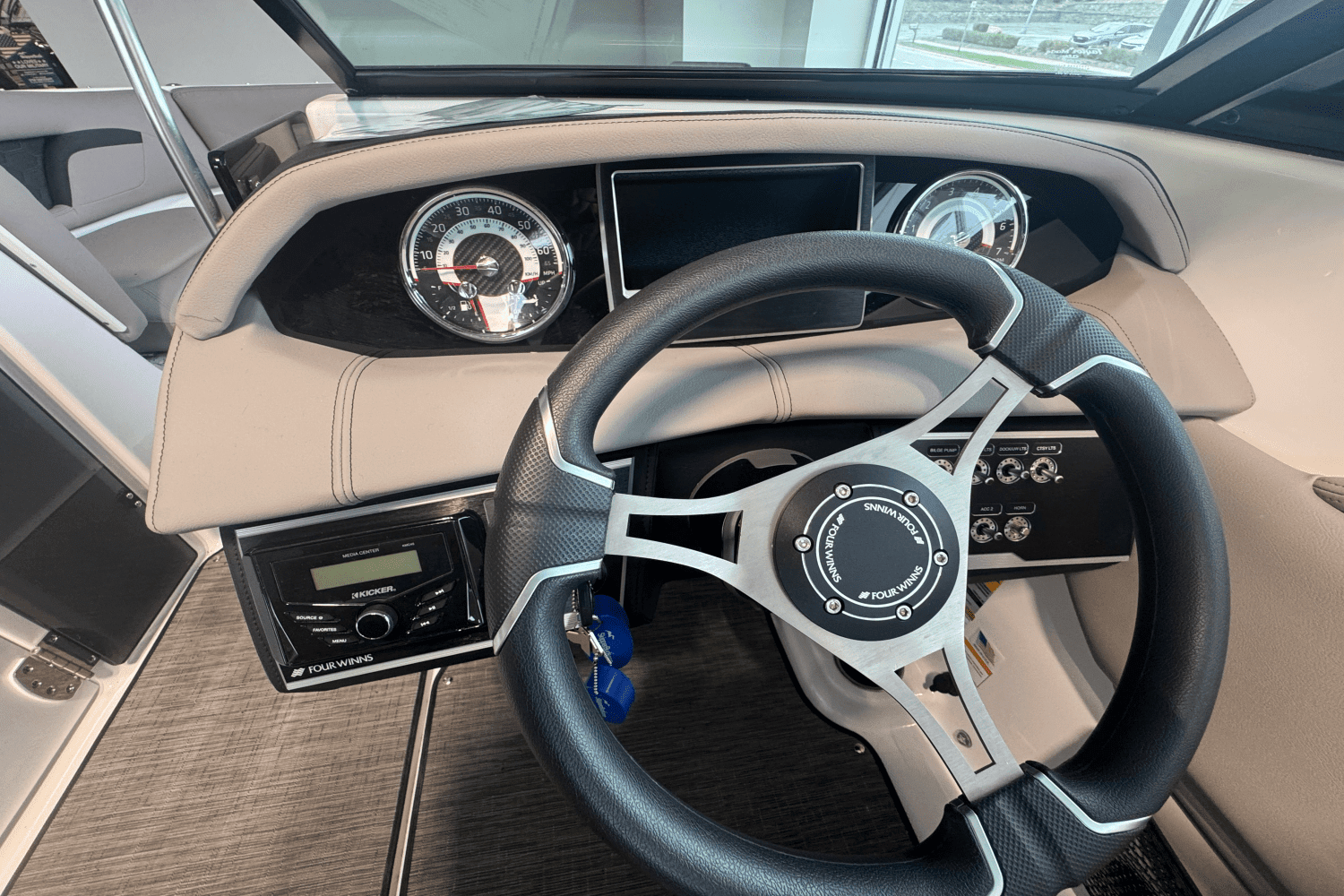 2025 Four Winns HD3 Image Thumbnail #10