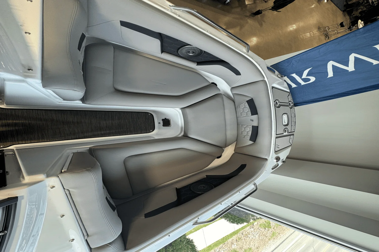 2025 Four Winns HD3 Image Thumbnail #5