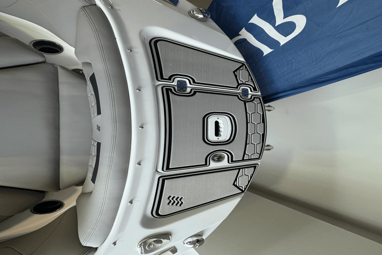 2025 Four Winns HD3 Image Thumbnail #6