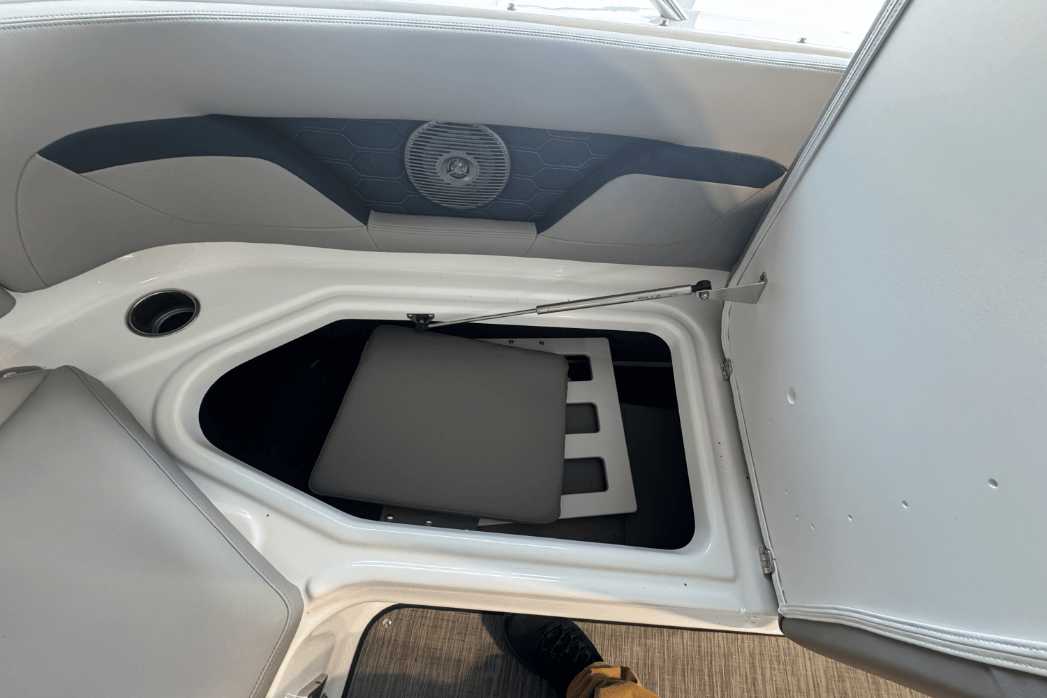 2025 Four Winns HD3 Image Thumbnail #23