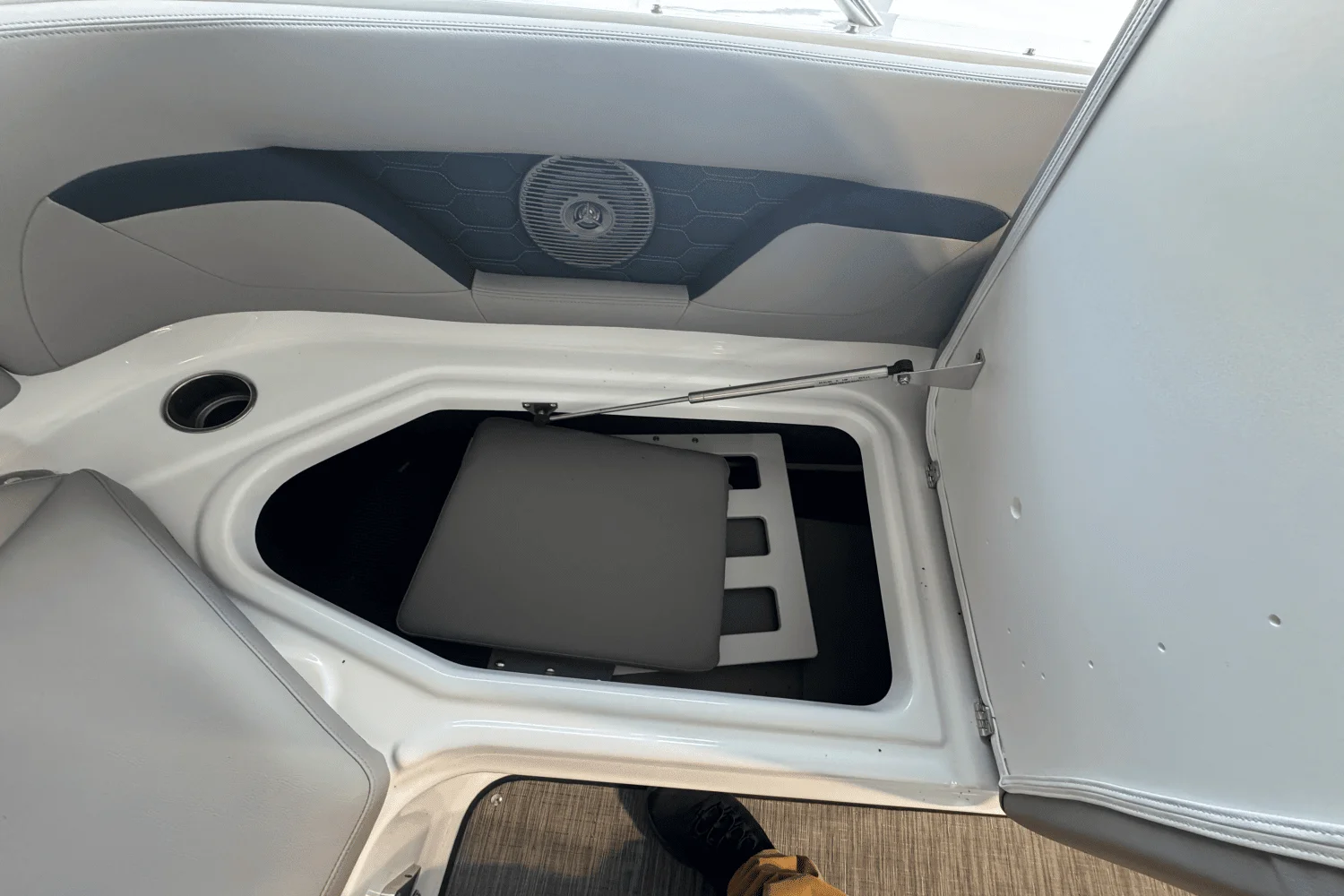 2025 Four Winns HD3 Image Thumbnail #23