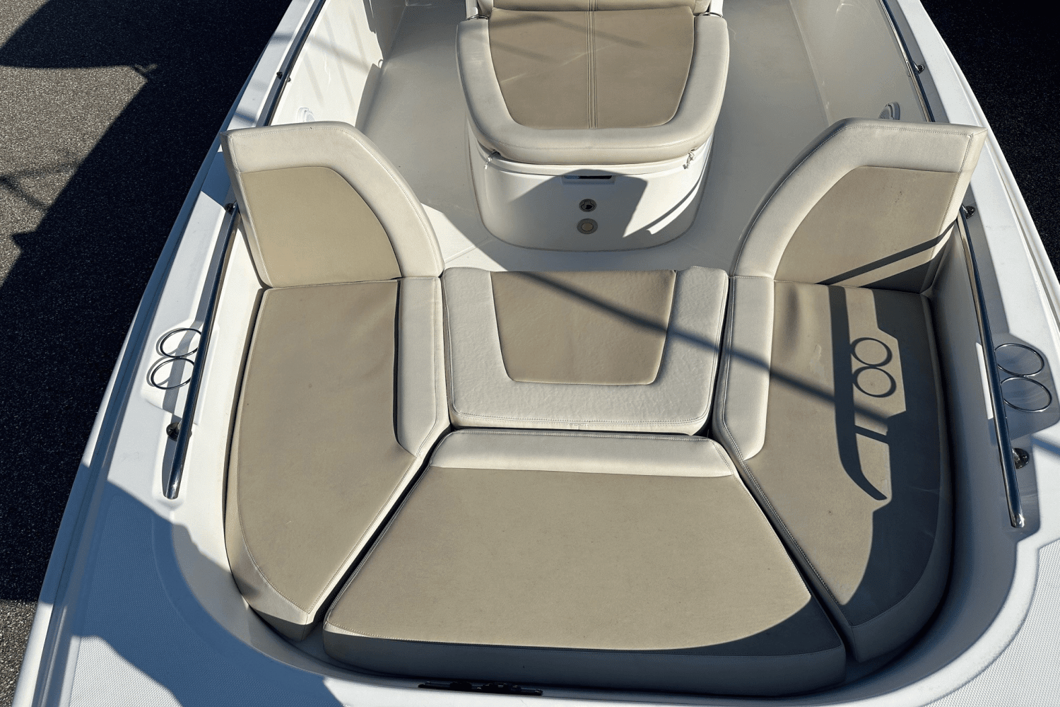 2019 Boston Whaler 270 DAUNTLESS Image Thumbnail #35