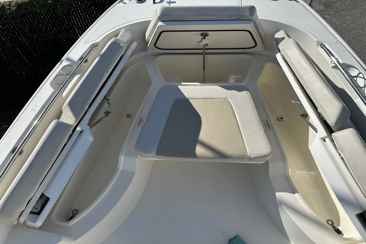 2019 Boston Whaler 270 DAUNTLESS Image Thumbnail #32