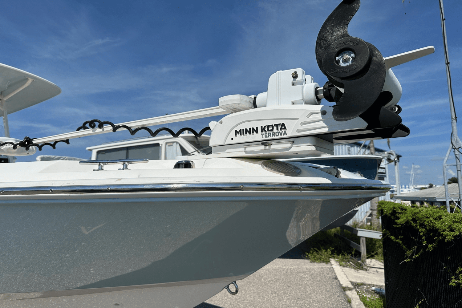 2019 Boston Whaler 270 DAUNTLESS Image Thumbnail #12