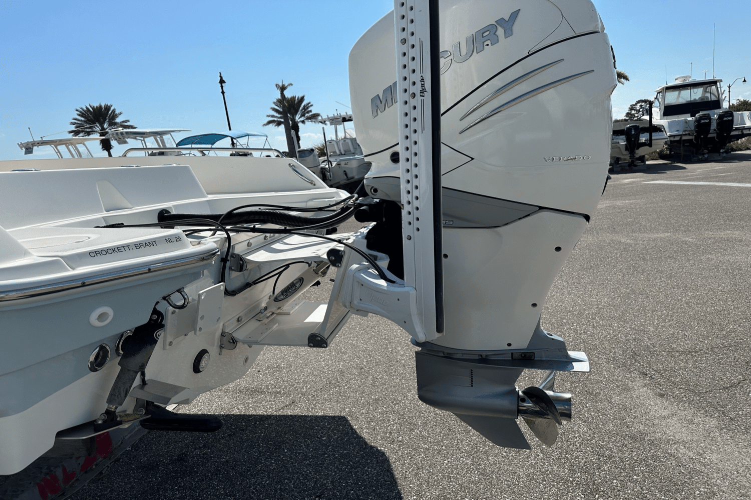 2019 Boston Whaler 270 DAUNTLESS Image Thumbnail #14