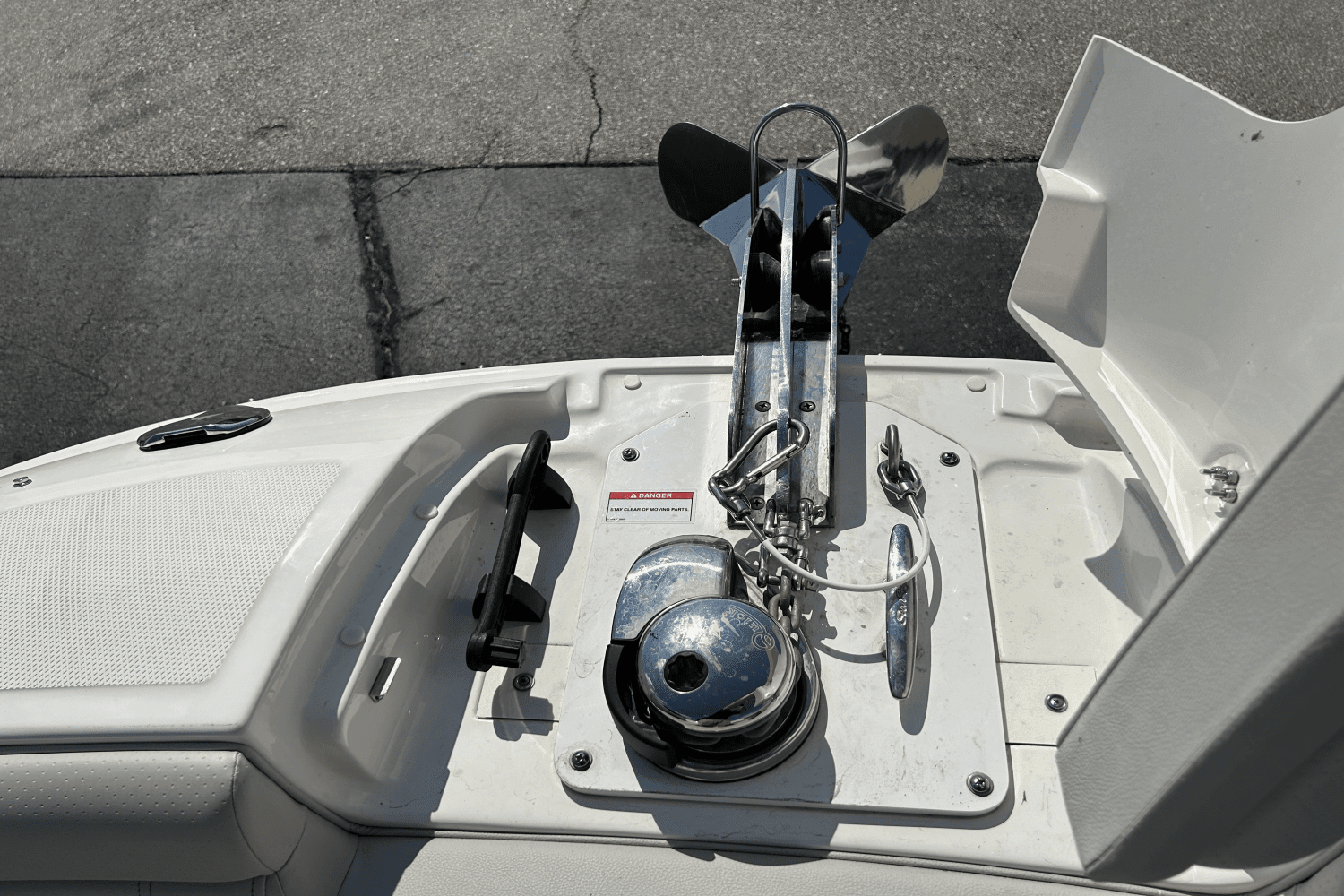 2022 Sea Ray SDX 270 Outboard Image Thumbnail #18