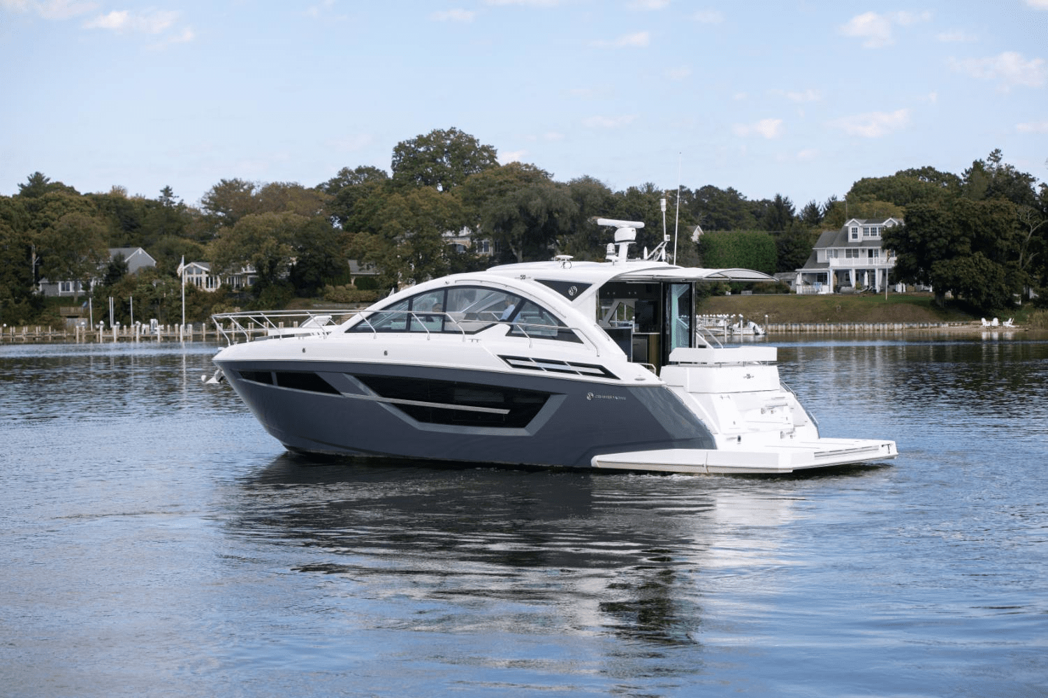 2023 Cruisers Yachts 50 Cantius Image Thumbnail #4