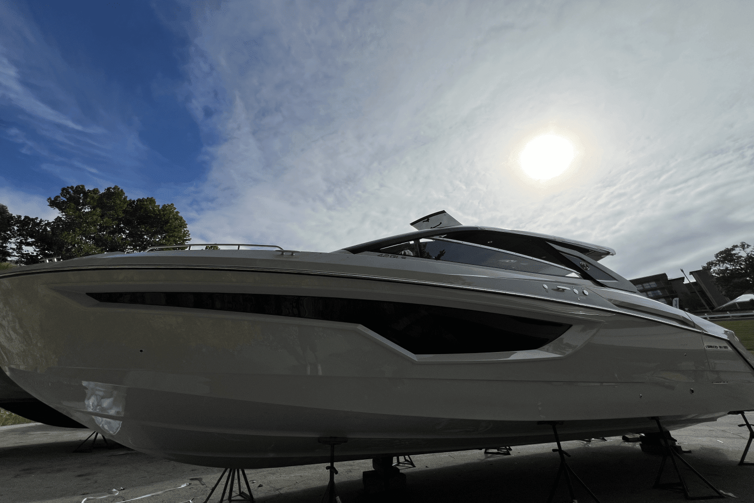 Thumbnail 4 for 2025 Cruisers Yachts 42 GLS Outboard