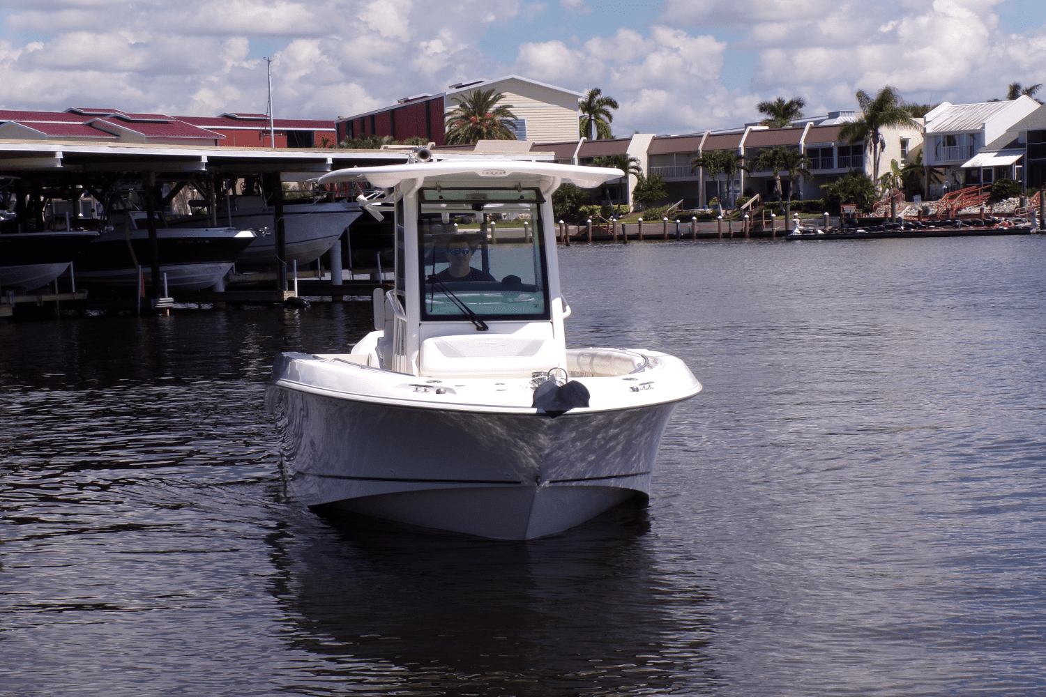 2020 Boston Whaler 250 OUTRAGE Image Thumbnail #3