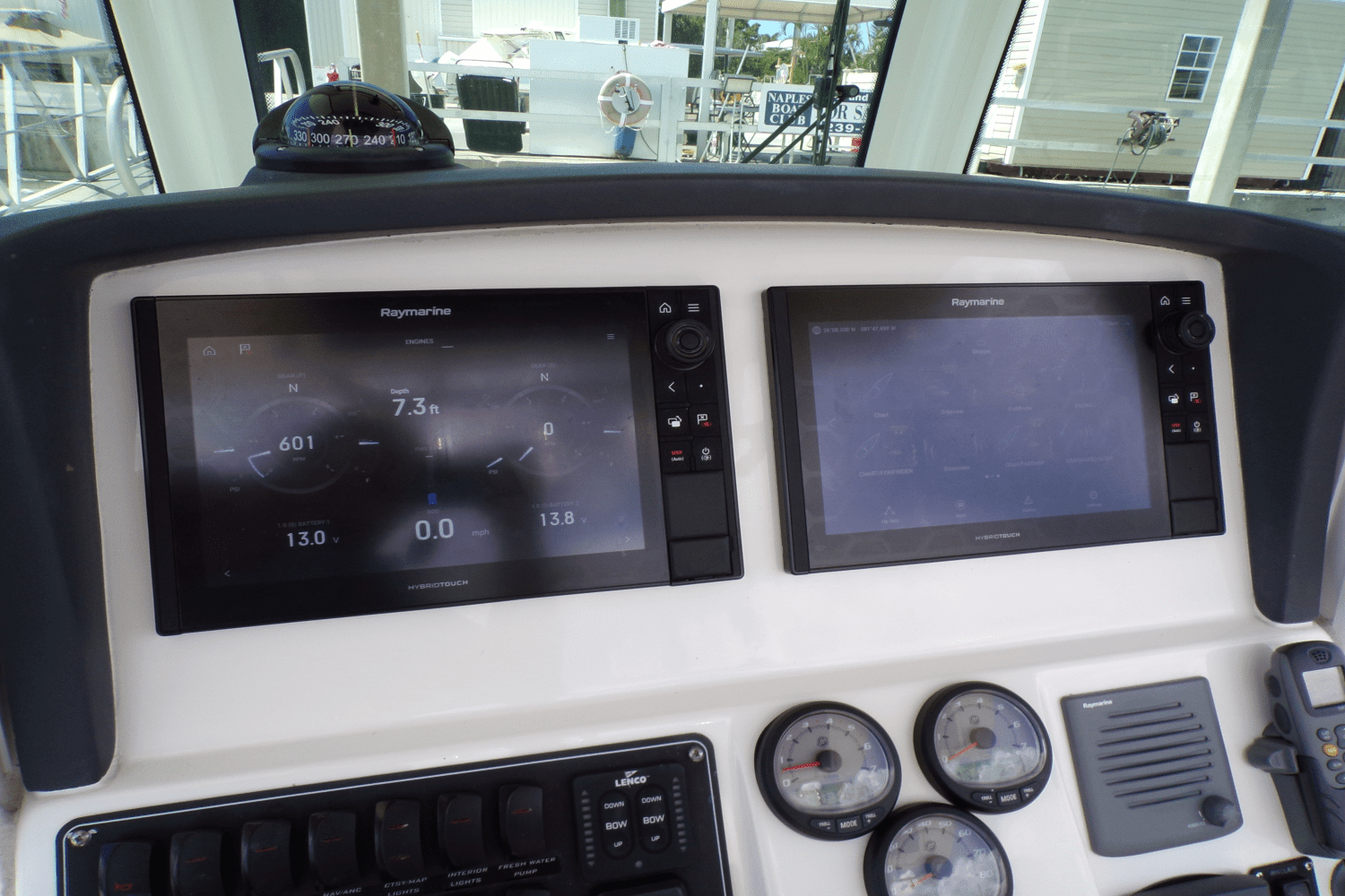 2020 Boston Whaler 250 OUTRAGE Image Thumbnail #13