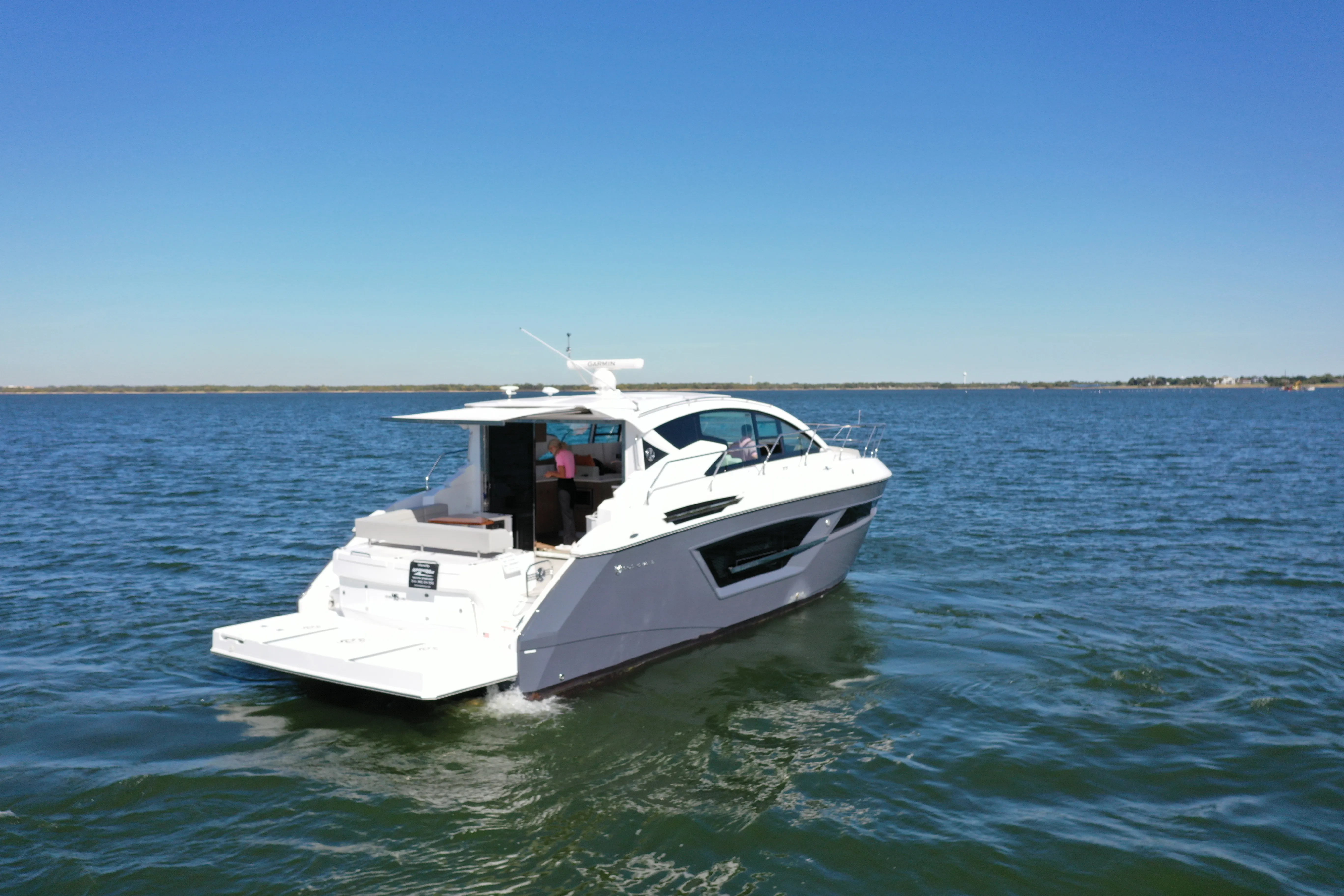2025 Cruisers Yachts 46 Cantius Image Thumbnail #4