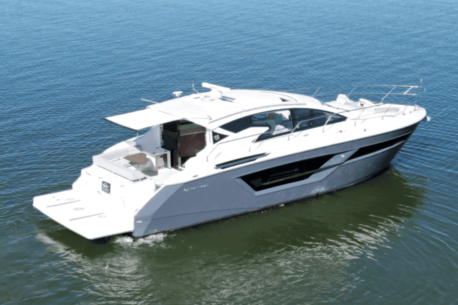 2025 Cruisers Yachts 46 Cantius Image Thumbnail #4