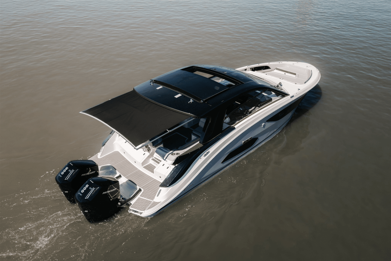 2025 Sea Ray Sundancer 370 Outboard Image Thumbnail #1