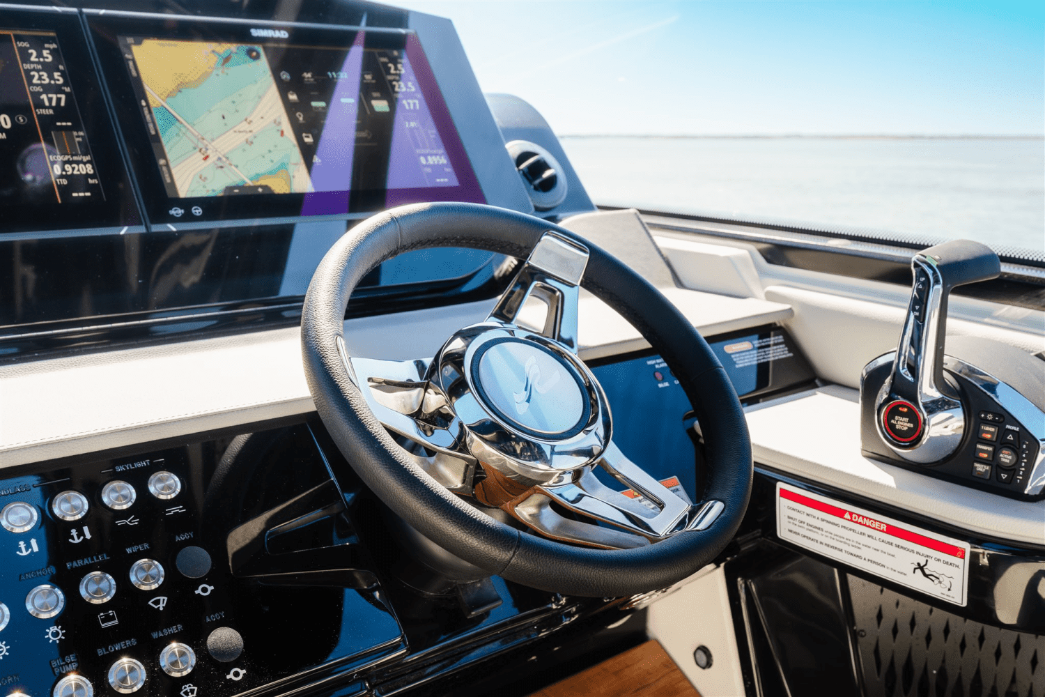 2025 Sea Ray Sundancer 370 Outboard Image Thumbnail #16