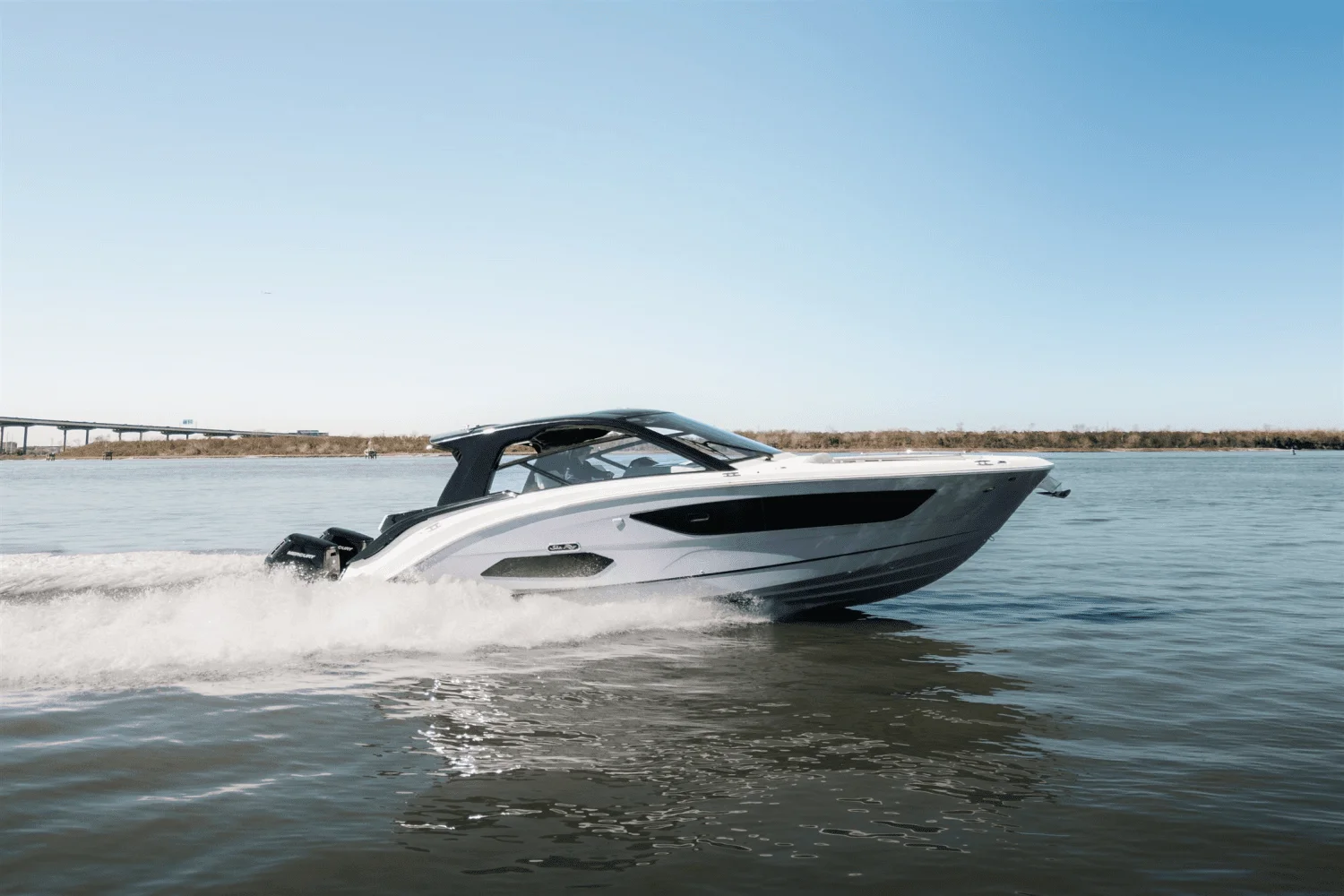 2025 Sea Ray Sundancer 370 Outboard Image Thumbnail #7