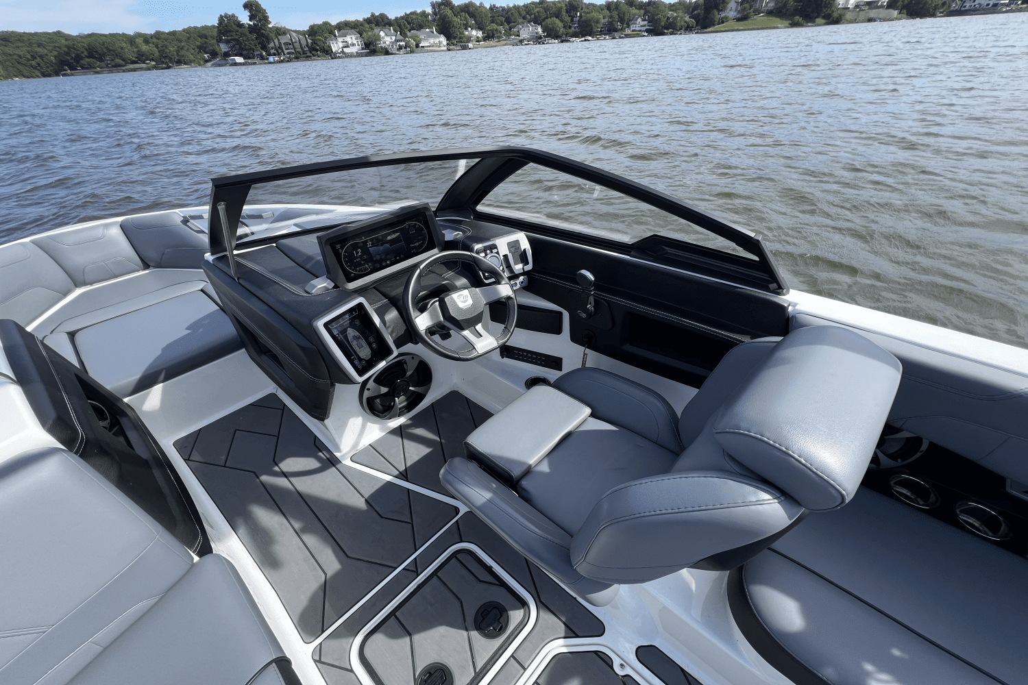 2021 Malibu 22 LSV Image Thumbnail #10