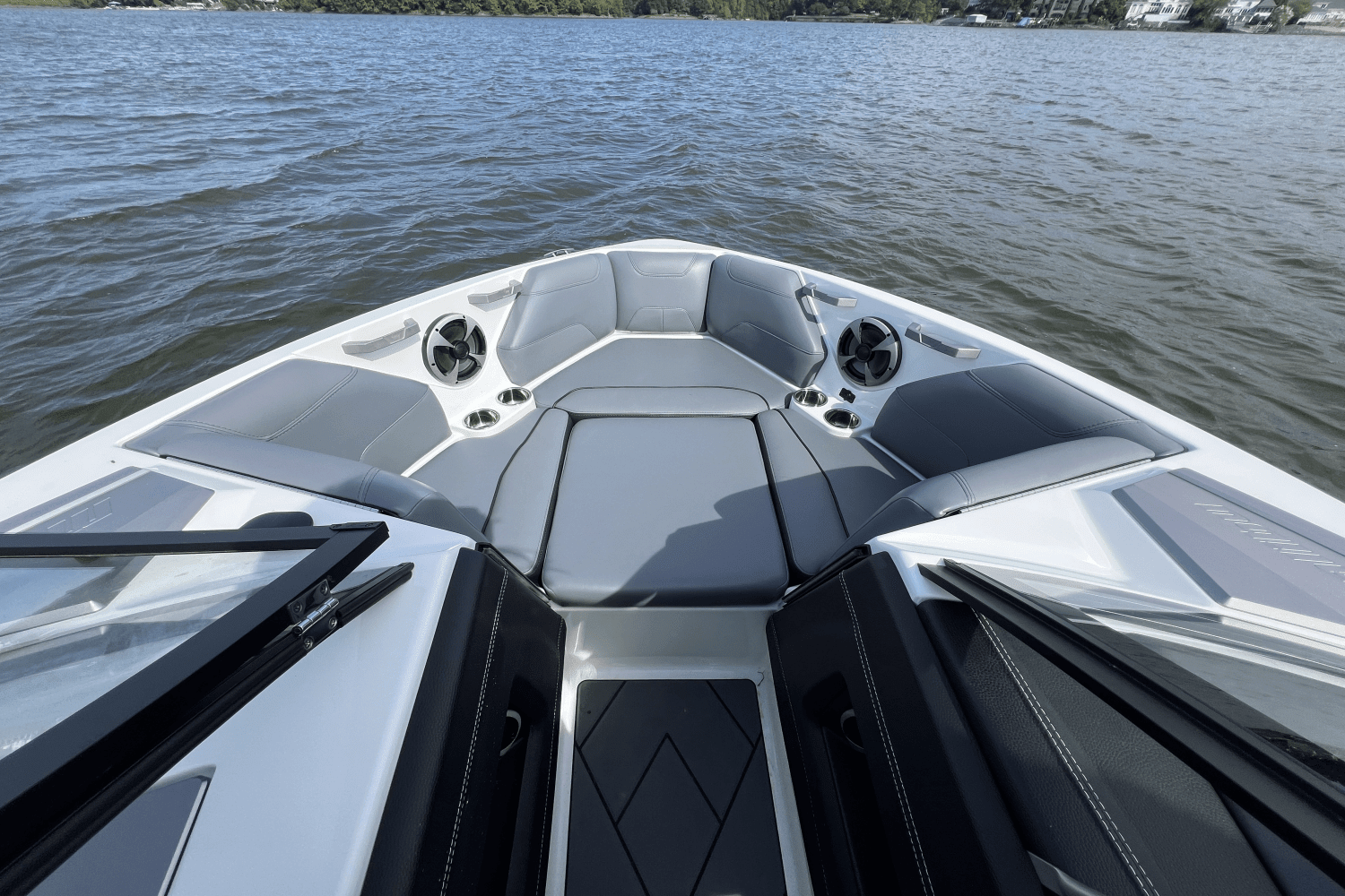 2021 Malibu 22 LSV Image Thumbnail #12