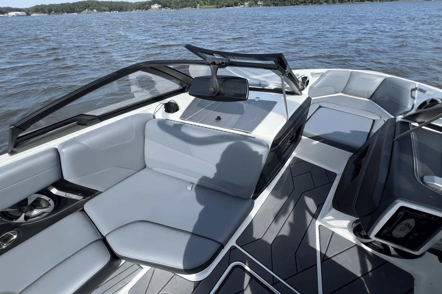 2021 Malibu 22 LSV Image Thumbnail #11