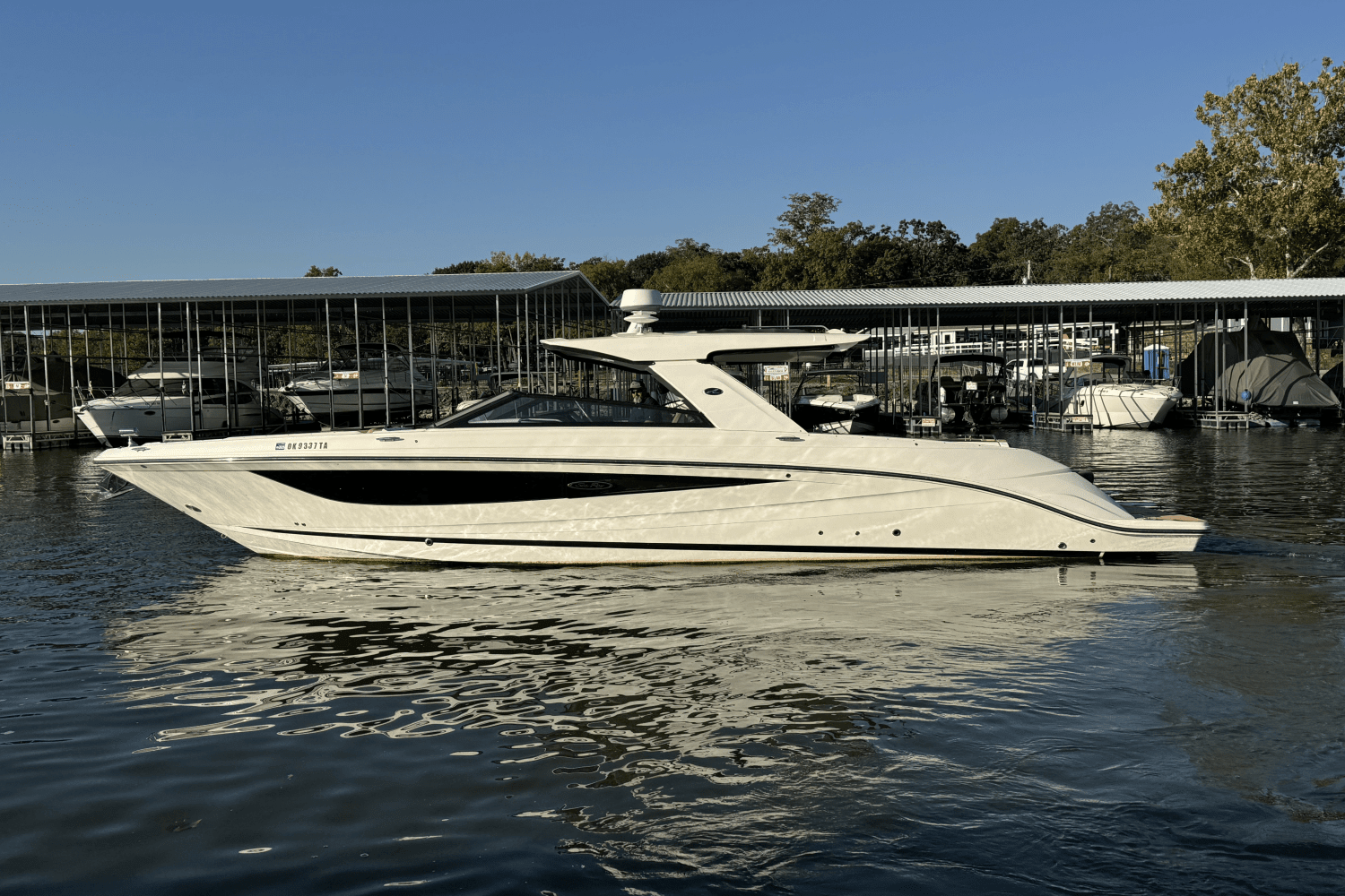 2019 Sea Ray 400 SLX Image Thumbnail #12