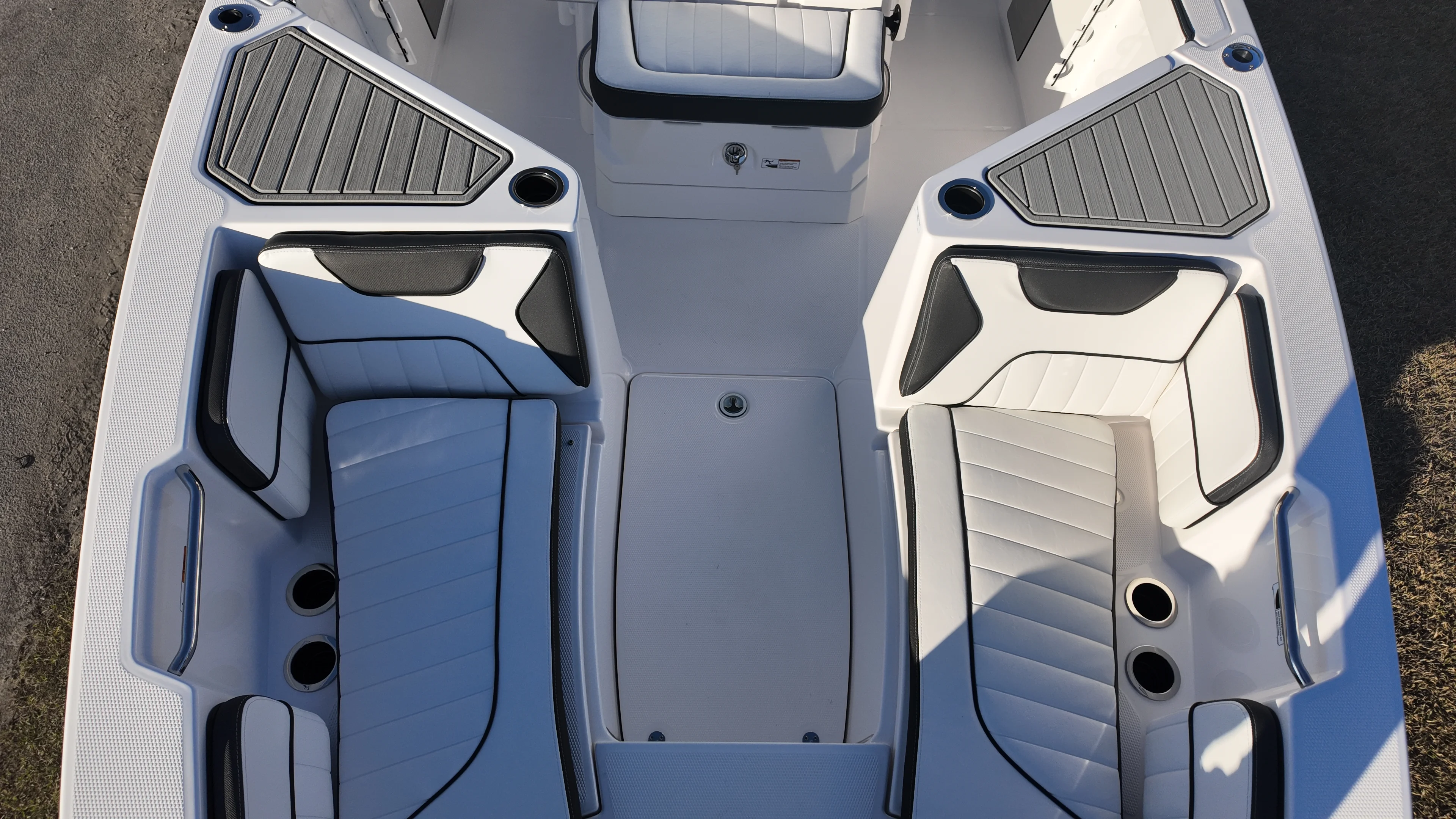 2025 Yamaha 222 FSH Sport Image Thumbnail #23