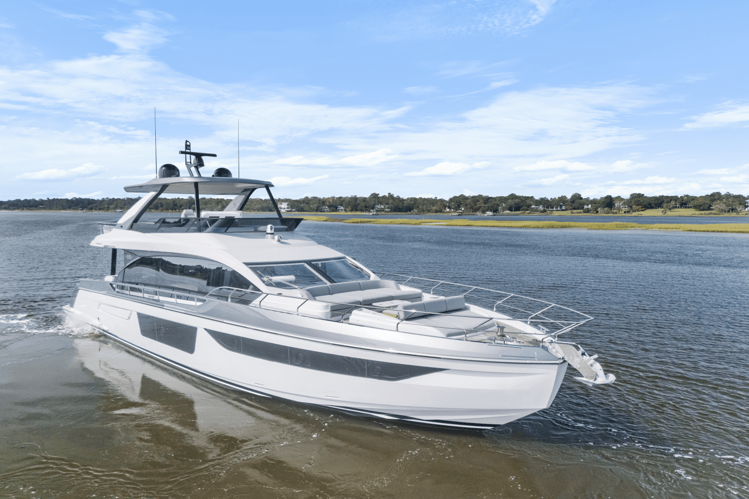 2023 Azimut
                                                             68 Image Thumbnail #8