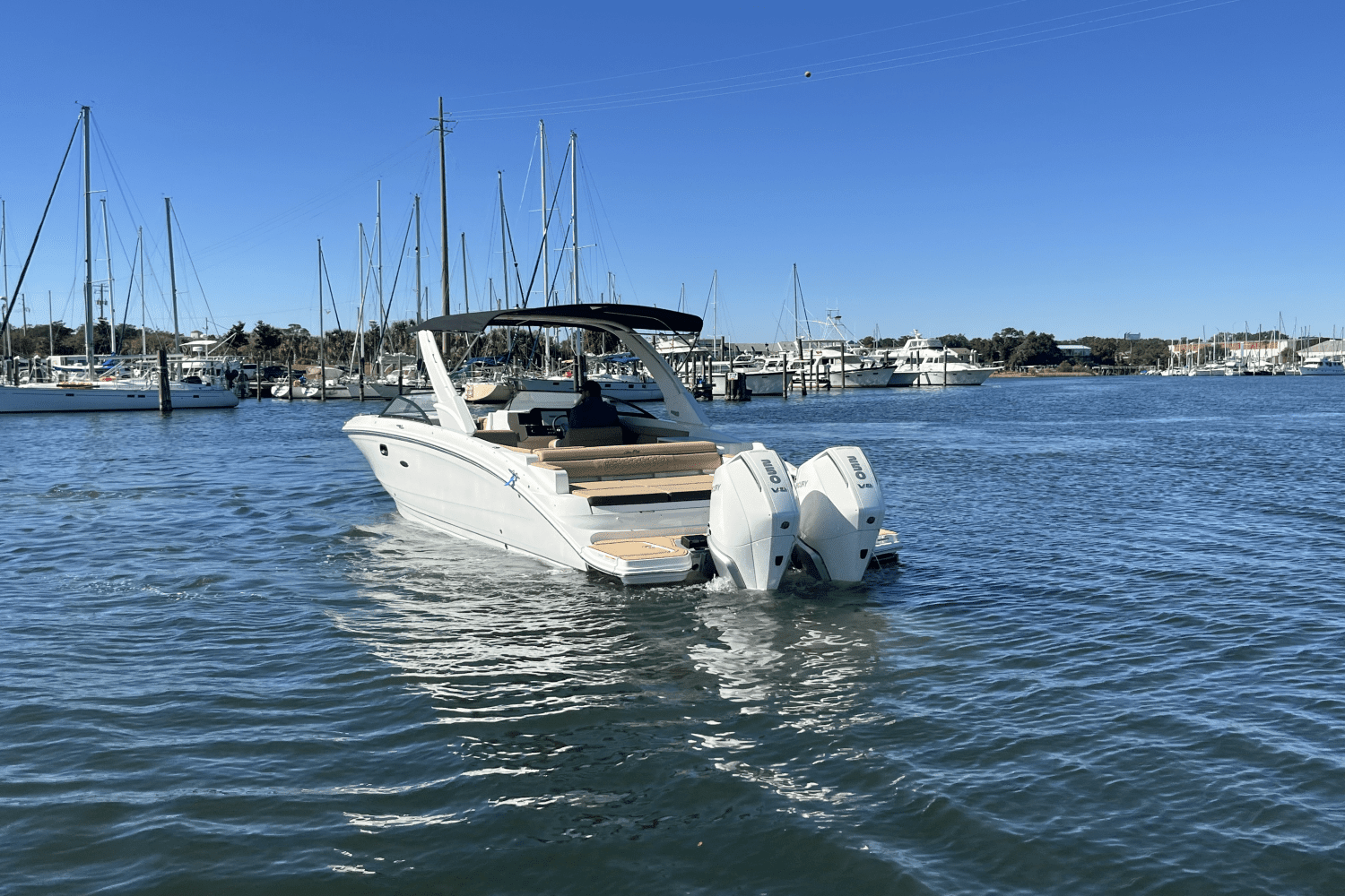 2024 Sea Ray SDX 290 Outboard Image Thumbnail #5