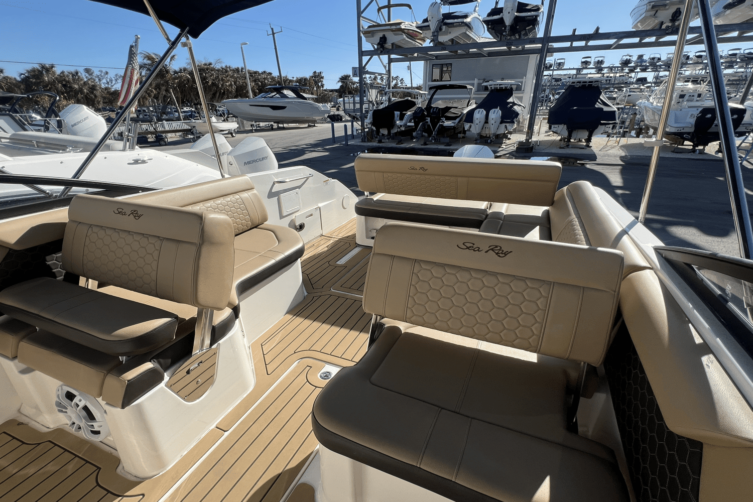 2019 Sea Ray SDX 250 Outboard Image Thumbnail #22